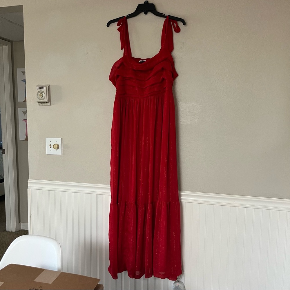 ARULA Scarlet Maxi Dress